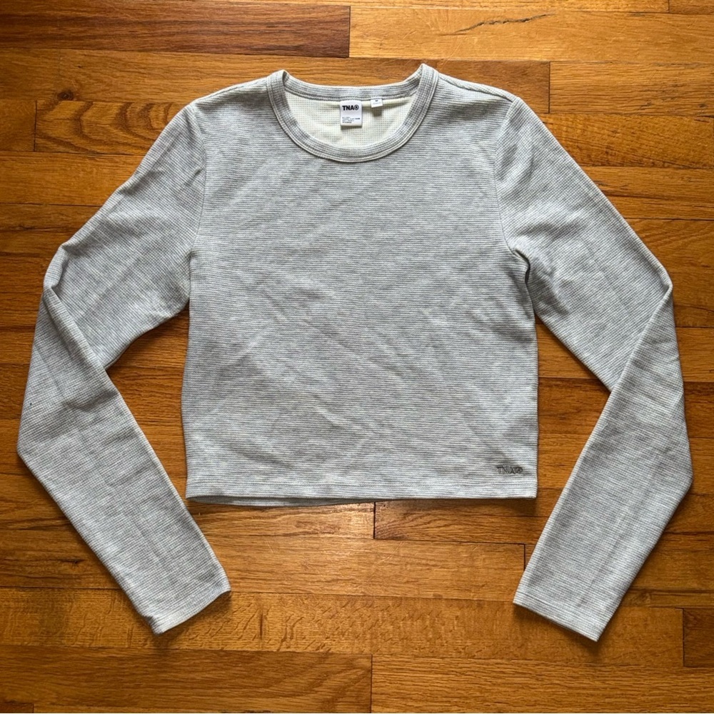 TNA ARITZIA Cropped‎ Long Sleeve Grey Waffle Weave T Shirt size Medium